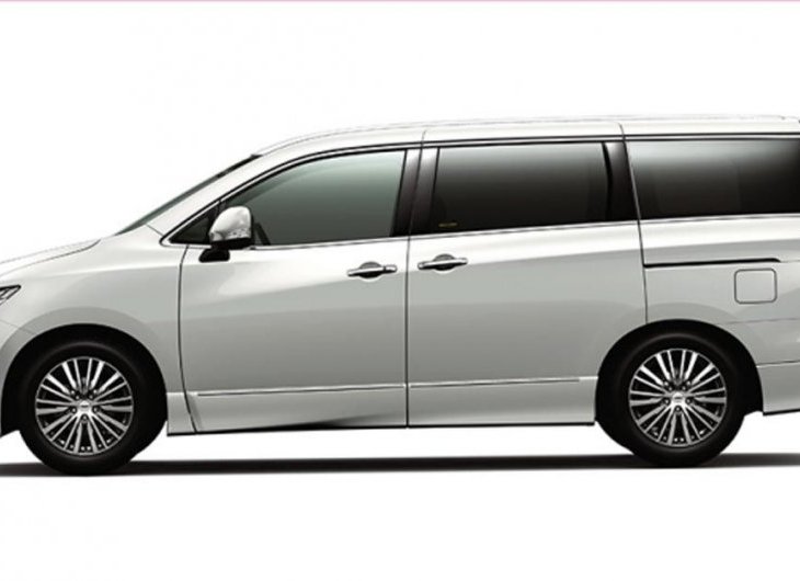 NEW NISSAN ELGRAND 2.5 L HIGHWAY STAR LEATHER