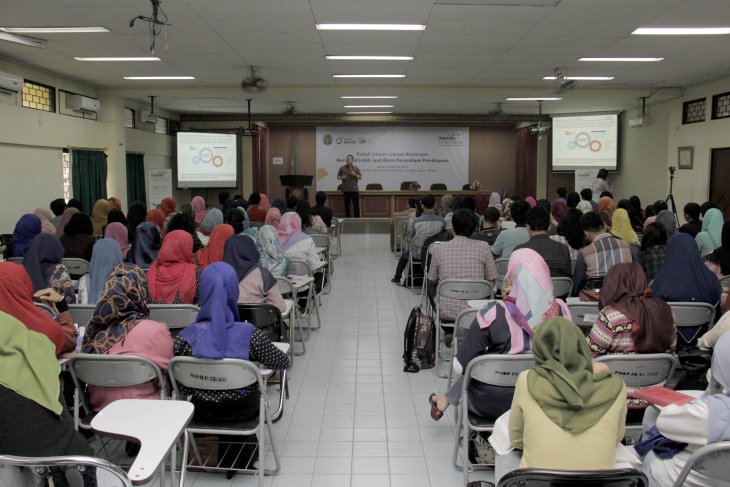 MTF Holds Public Lecture at USU Medan